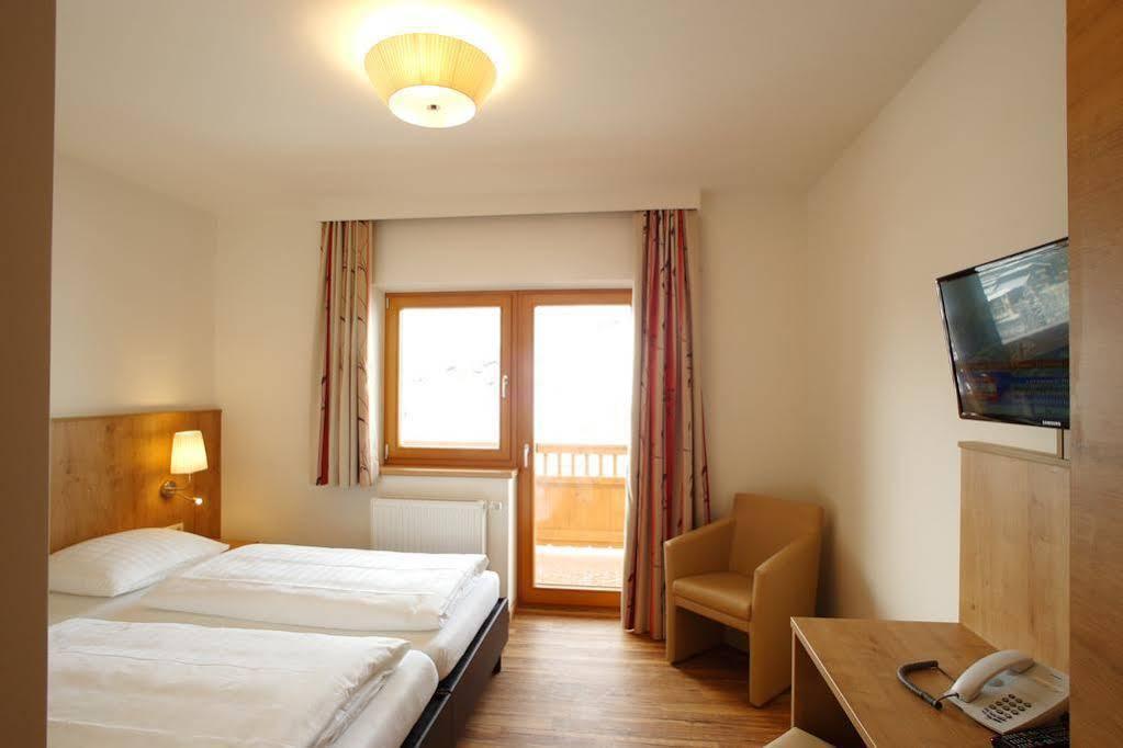 Familien & Wohlfuhlhotel Johanneshof Saalbach-Hinterglemm Exteriér fotografie